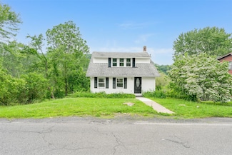 121 North Rd, Highland, NY 12528