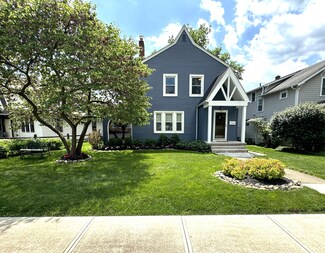 1040 Palmer Rd, Columbus, OH 43212