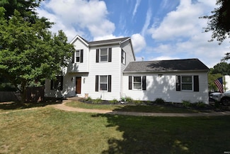 2111 River Cove Ct, South Bend, IN 46628
