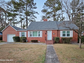 205 W Daniels St, Kinston, NC 28501