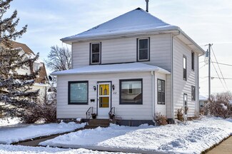 212 W 7th St, Boone, IA 50036