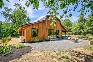 26698 Lindvog Rd NE, Kingston, WA 98346