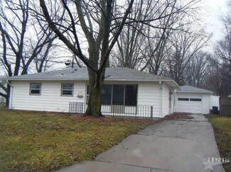 115 E Crown Ln, Fort Wayne, IN 46816