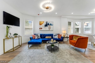 139 Sanford St, East Orange, NJ 07018