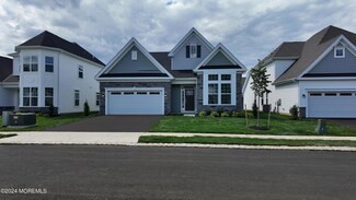 44 Longwood Dr, Monroe Township, NJ 08831