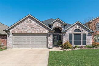 6836 Amberdale Dr, Fort Worth, TX 76137