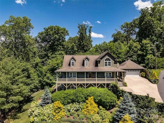 4 Citation Ln, Fairview, NC 28730