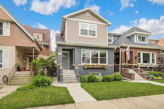 3645 W Eddy St, Chicago, IL 60618