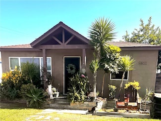 8822 Oak St, Bellflower, CA 90706