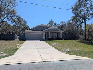 10240 Meadow Wren Ave, Weeki Wachee, FL 34613