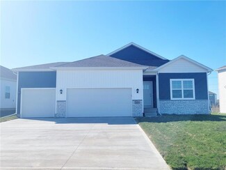 14404 Coyote Dr, Grimes, IA 50111