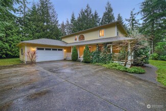 4720 Tree Ridge Ln NE, Poulsbo, WA 98370