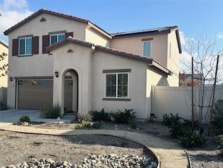 247 Scarlet Oak Ln, San Jacinto, CA 92583