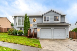 8018 Crown Ridge Blvd, Arlington, WA 98223