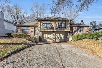 12904 Beacon Ave, Grandview, MO 64030