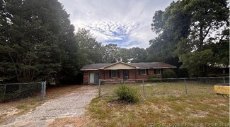 1339 Hibiscus Rd, Fayetteville, NC 28311