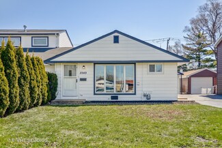 8949 S Komensky Ave, Hometown, IL 60456