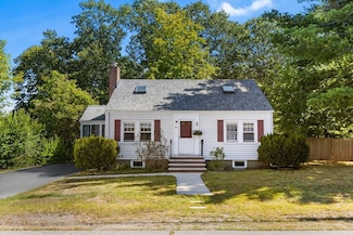 40 Bonad Rd, Stoneham, MA 02180