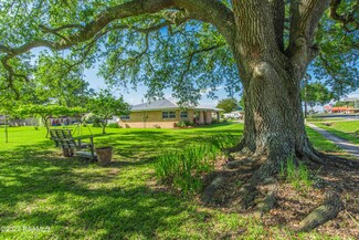 2129 N Main St, Saint Martinville, LA 70582