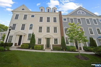 83 Roosevelt Dr, Wood Ridge, NJ 07075