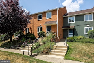 11 E Close, Moorestown, NJ 08057