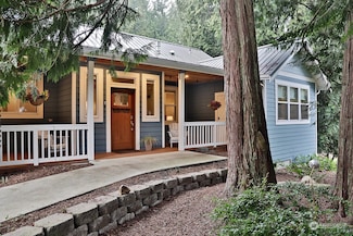 979 Woodside Ln, Langley, WA 98260