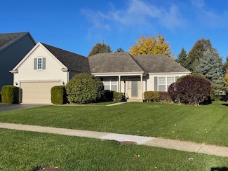 296 W Prairie Walk Ln, Round Lake, IL 60073