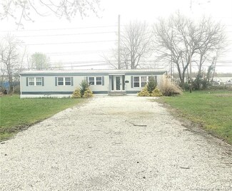 764 Maple St, Scottsburg, IN 47170