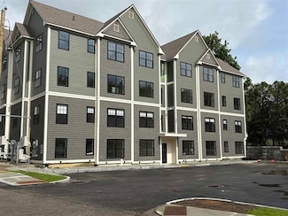 725 Central Ave Unit 205, Dover, NH 03820