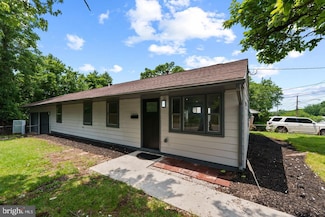 1125 Devonshire Dr, Oxon Hill, MD 20745