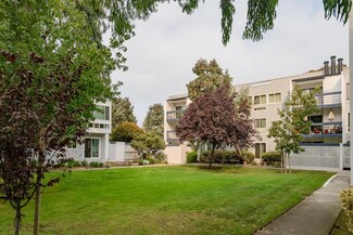 1091 Shell Blvd Unit 3, Foster City, CA 94404