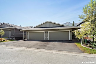 20218 Eagles Nest Ct, Anchorage, AK 99577