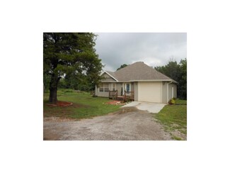 93 SW State Route 2, Chilhowee, MO 64733