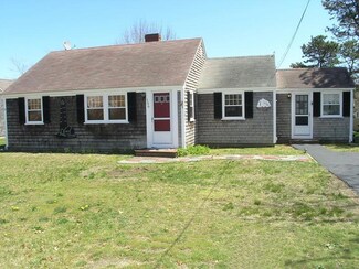 196 Trotting Park Rd, West Dennis, MA 02670