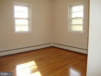 8423 Ramsburg Rd, Thurmont, MD 21788