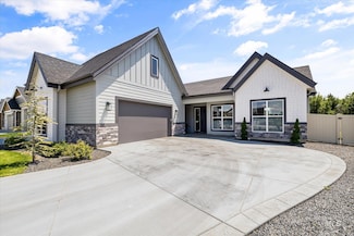 413 W Moray St, Middleton, ID 83644