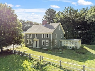 138 Baker Ave, Concord, MA 01742