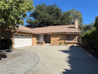 10038 Independence Ave, Chatsworth, CA 91311