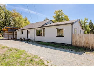 2840 Canyonville Riddle Rd, Riddle, OR 97469