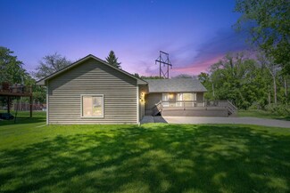 813 Cheri Ln, Saint Paul, MN 55120