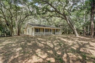 3325 58th Ave E, Bradenton, FL 34203