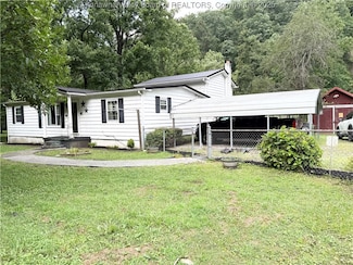1651 Prenter Rd, Seth, WV 25181