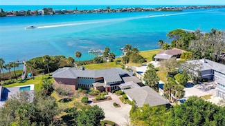 1523 Bayshore Rd, Nokomis, FL 34275