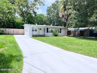 1434 Domas Dr, Jacksonville, FL 32211