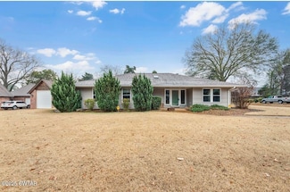 24 Seventeen Green, Jackson, TN 38305