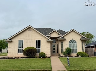 5510 Long Leaf Dr, Wichita Falls, TX 76310