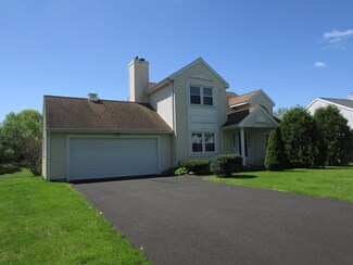 16 Charis Rd, Manchester, CT 06042