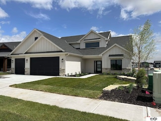 28574 Jessie Cir, Valley, NE 68064