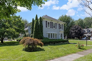 10877 Mechanic St, Emmett, MI 48022