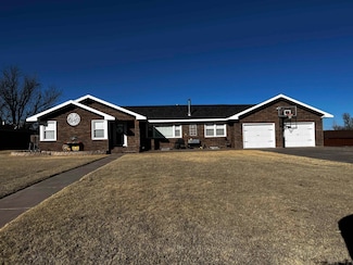 301 Avenue K, Beaver, OK 73932
